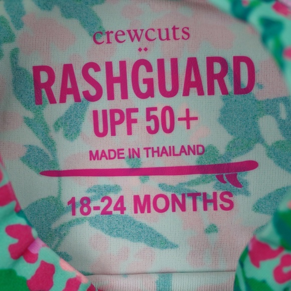 New CREWCUTS Toddler Girls' Rash Guard Swim top 18 - 24 Months - Picture 4 of 4